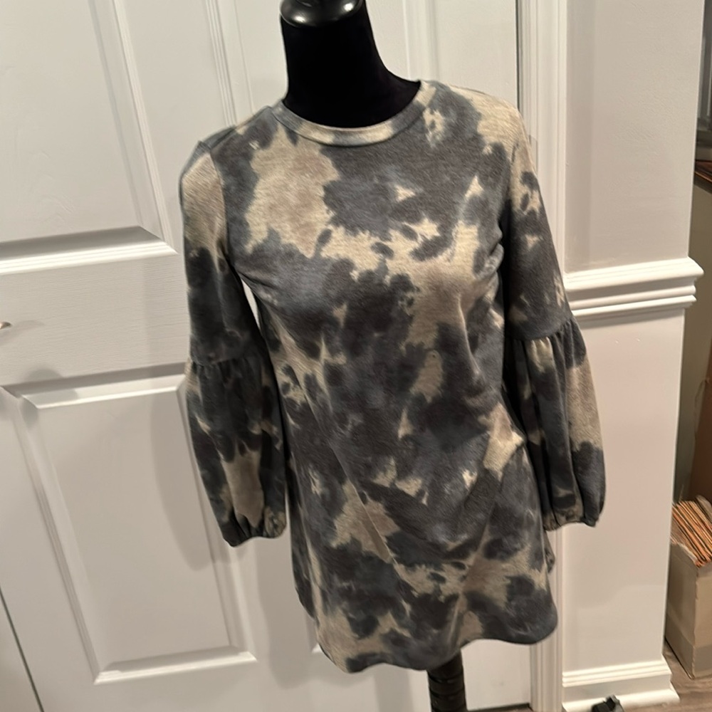 Casual long shirt new with tag
